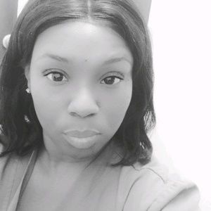 Meet your Posher, Leslie